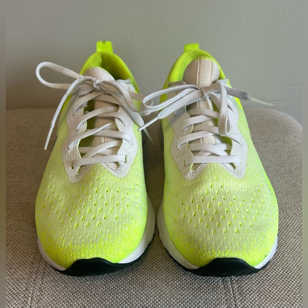 Nike Women's Odyssey React Running Shoes Bright Green AO9820-103 Size 7.5 - Picture 7 of 13